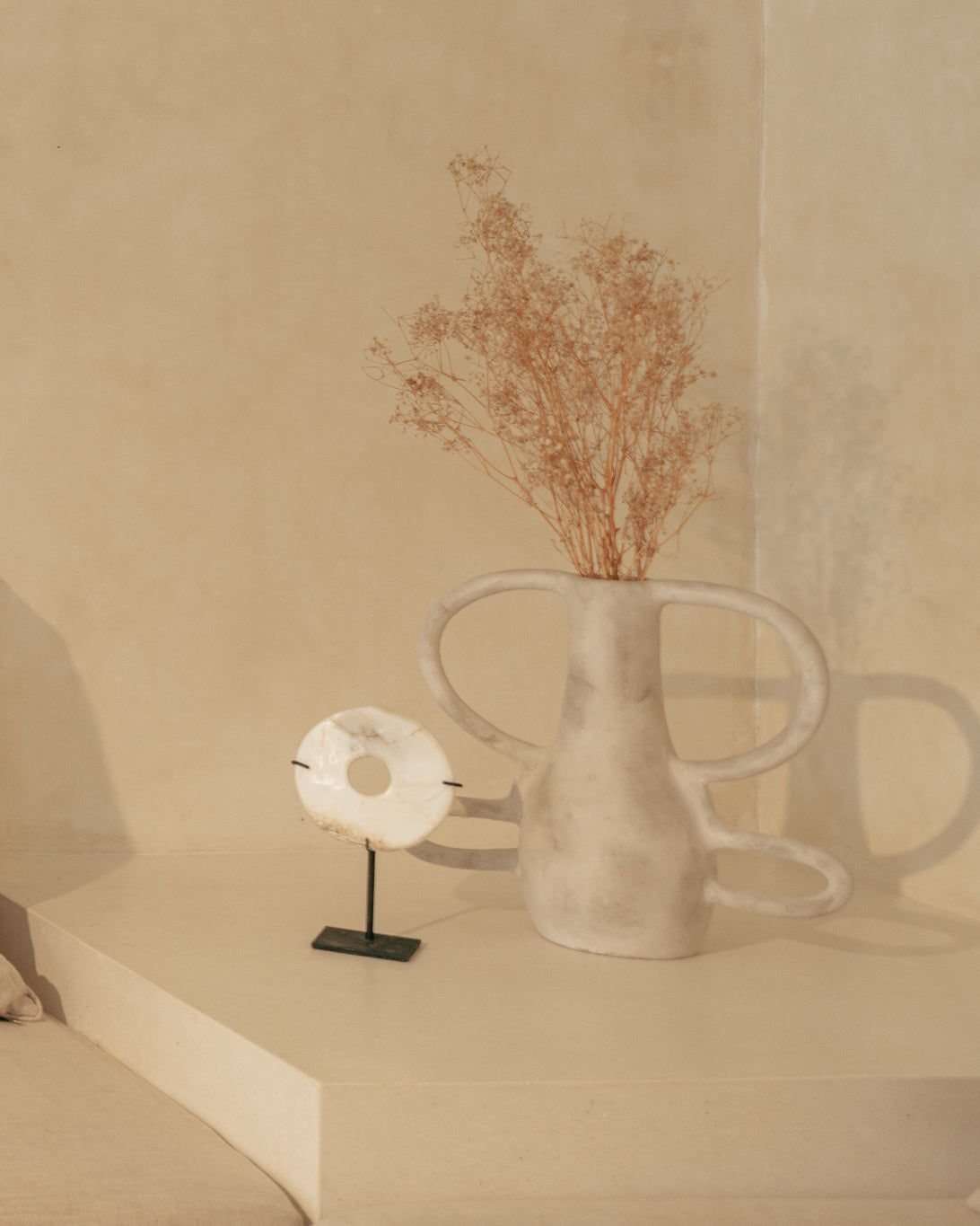 White Donut Stone & Stand
