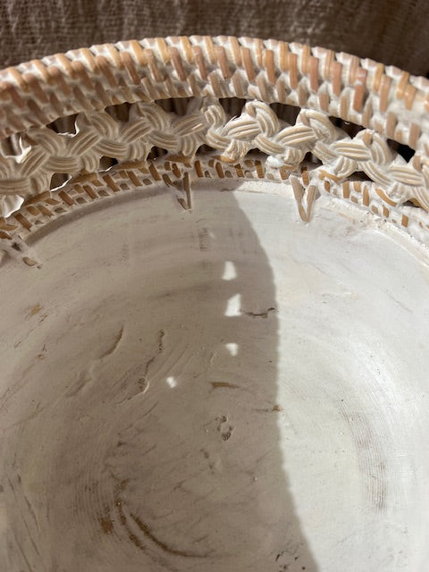 Round White Cora Flat Bowls