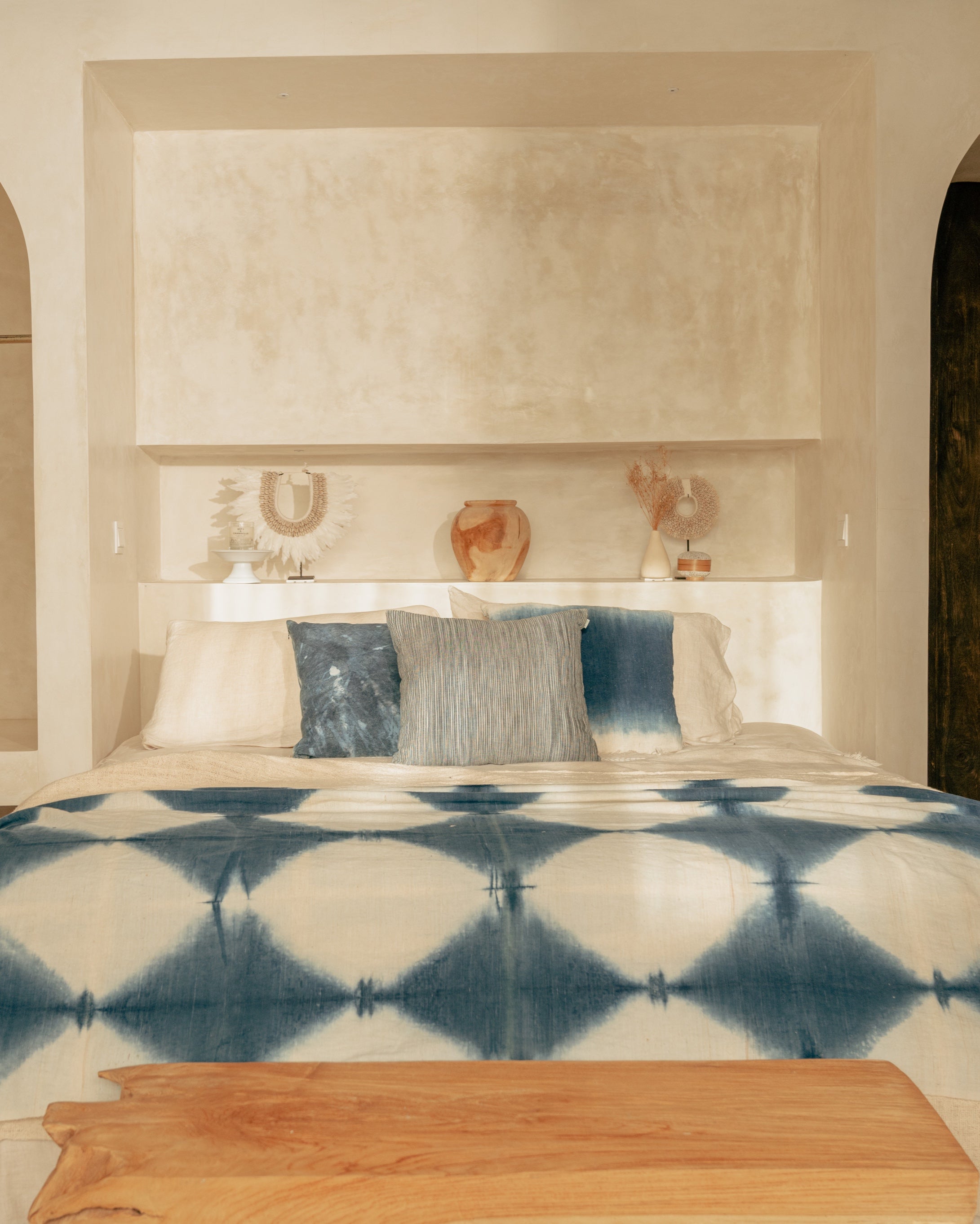 Indigo & White Tiedye Bed Throw Diamond Design Print with tassles