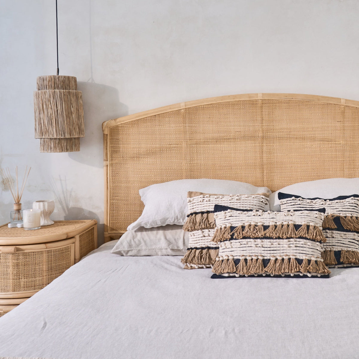 Meno Rattan Sun Weave Bedhead - Queen Size