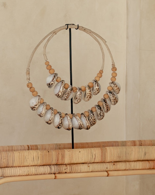 Double Natural White Cowrie Shell Necklace Wall Decor & Iron Stand