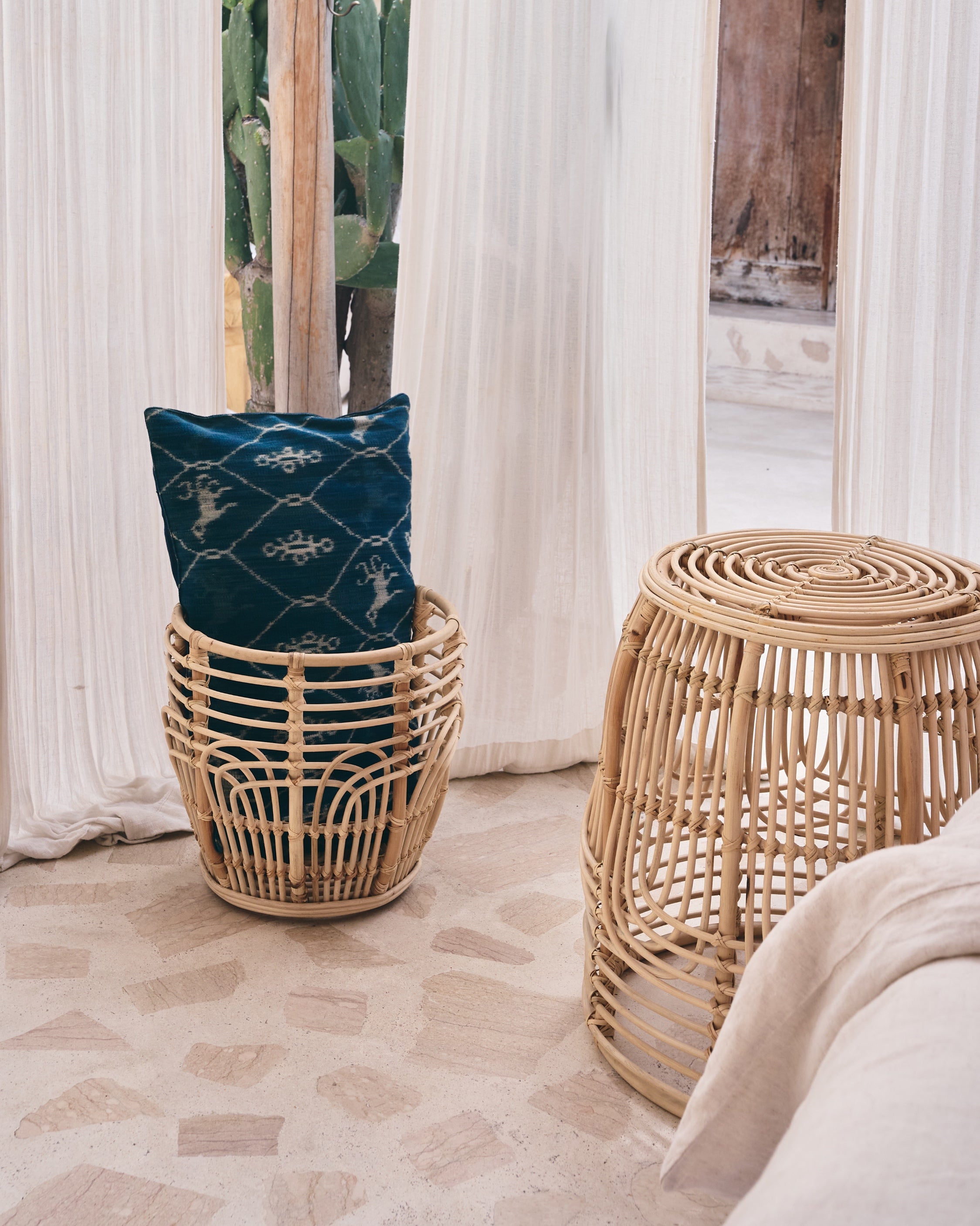 Padang Padang Rattan Curved Wave Side Table