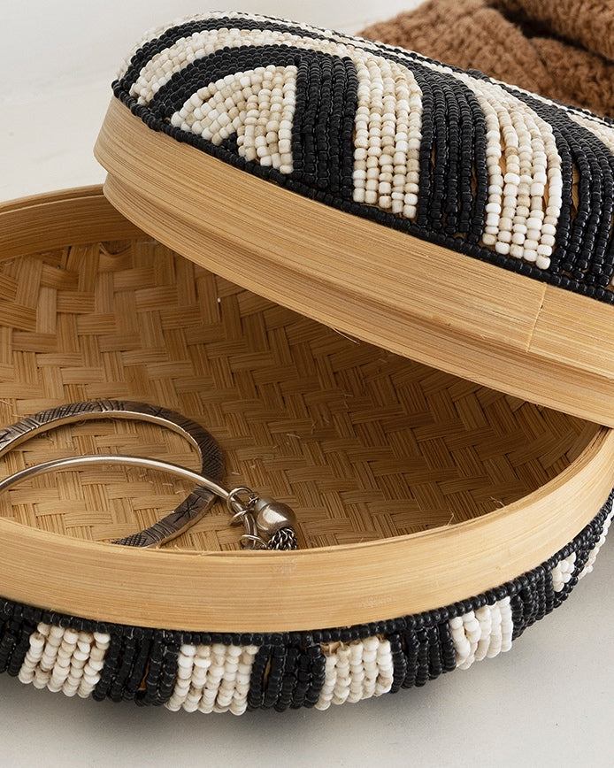 Beaded bamboo round box - 5 colours