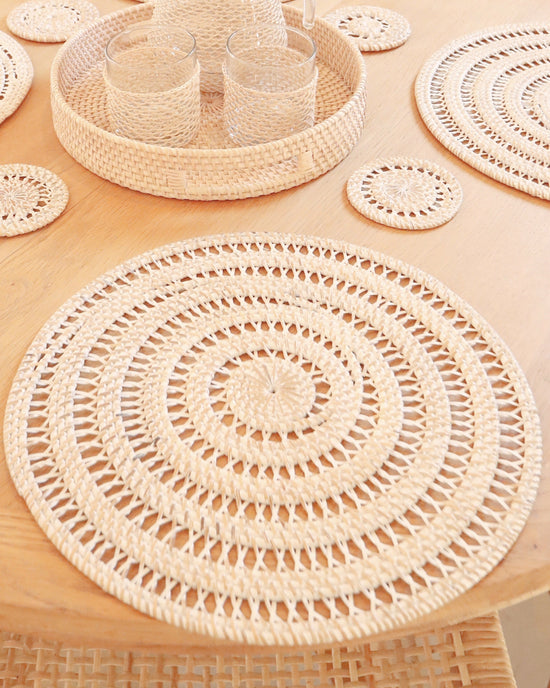 Double Weave Spiral Design Rattan Placemats