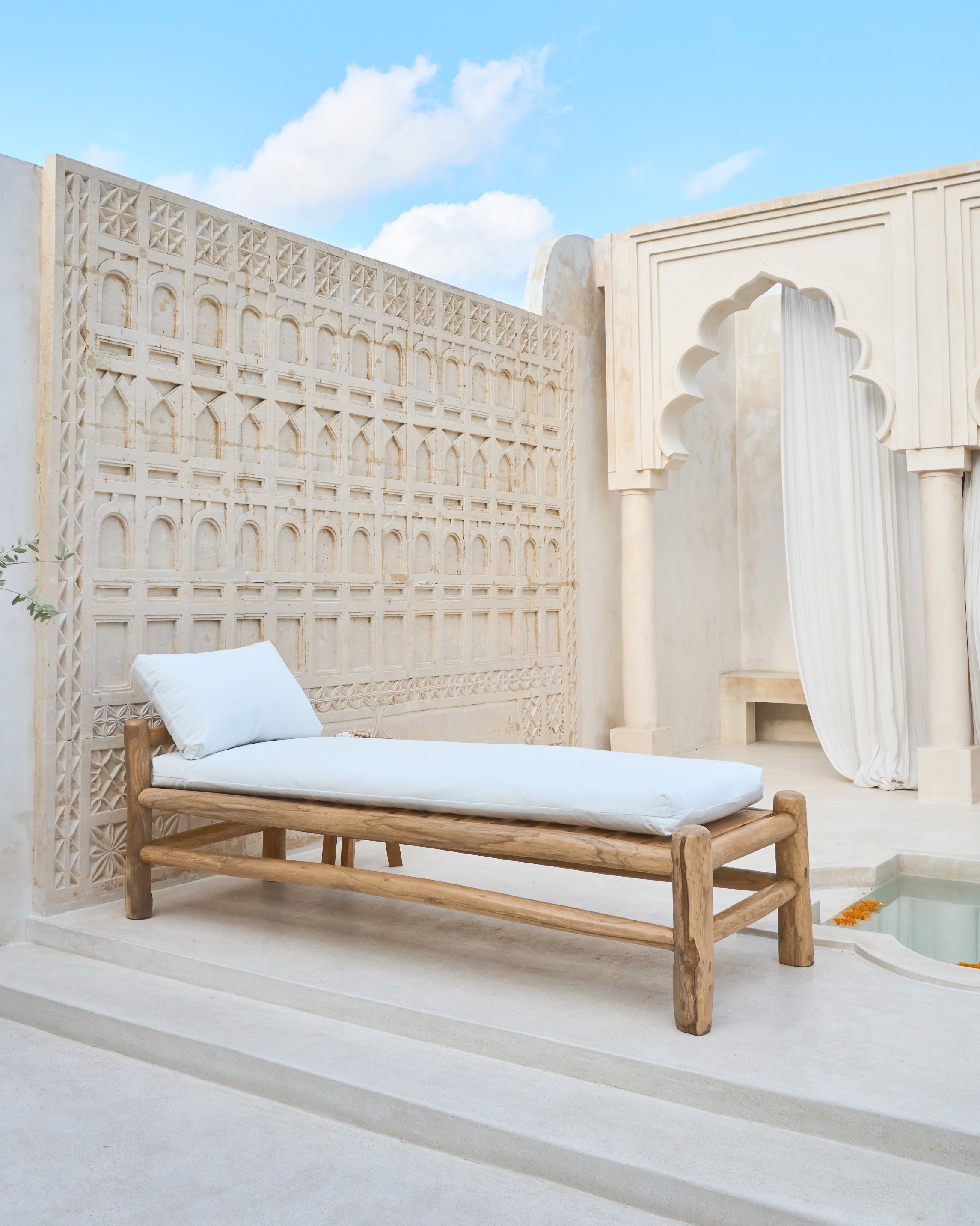 Cabang Outdoor Teak Branch Sun Lounger