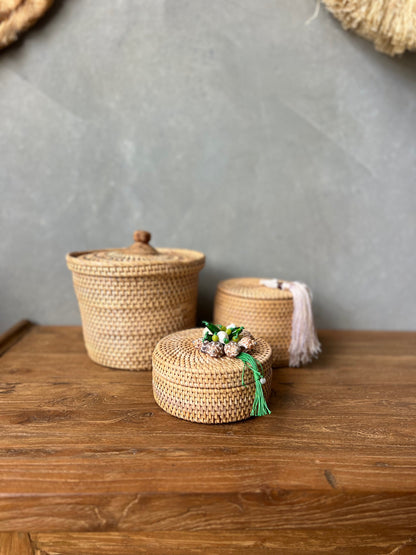 Round Tall Rattan Bowl Box with design lid