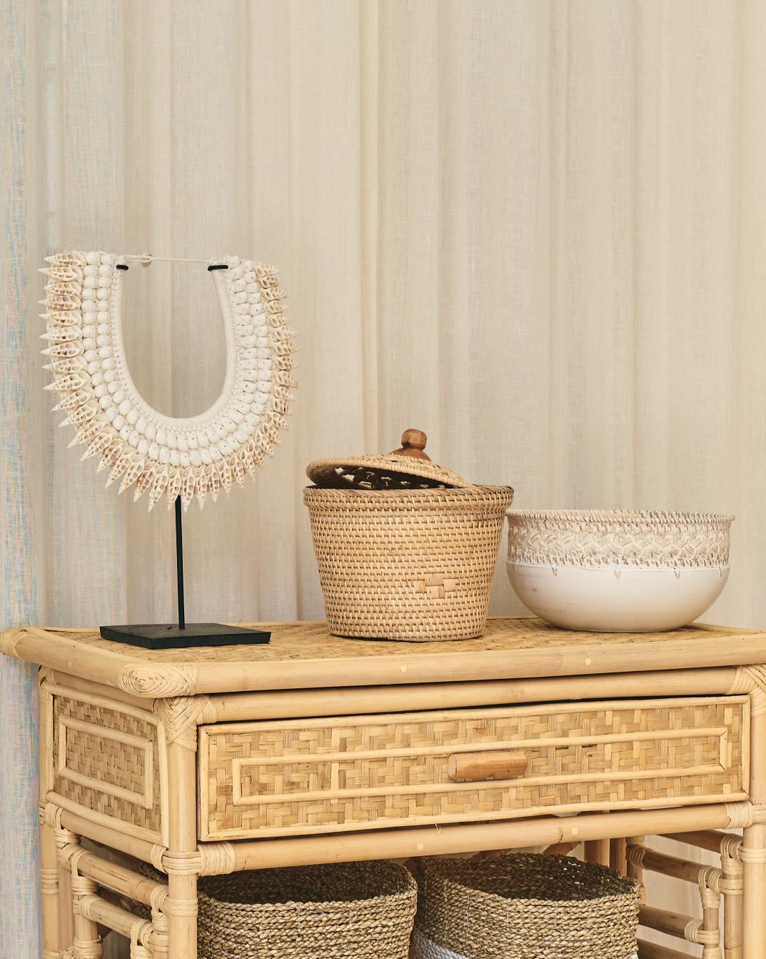 Round Tall Rattan Bowl Box with design lid