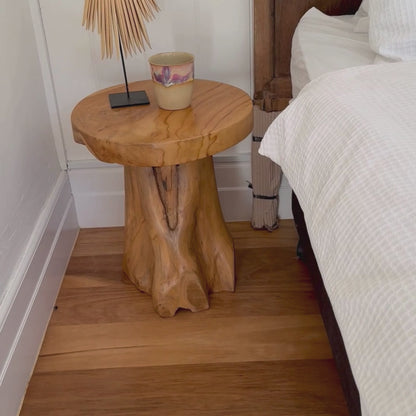 Akar Teak Root Bas Table