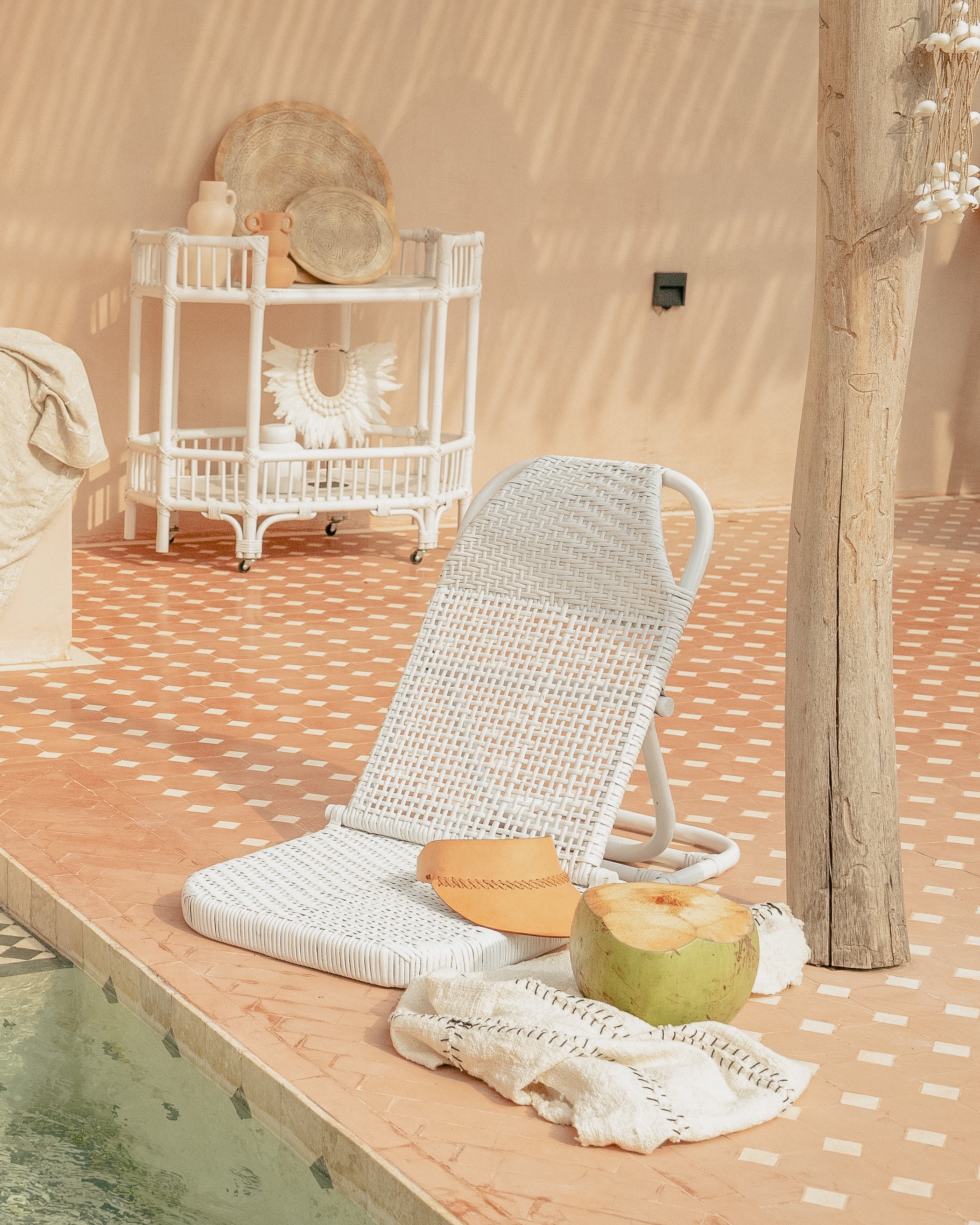 Fold Up Rattan Beach Chairs | Ombak Rattan Fold Up Weekender Chair ...